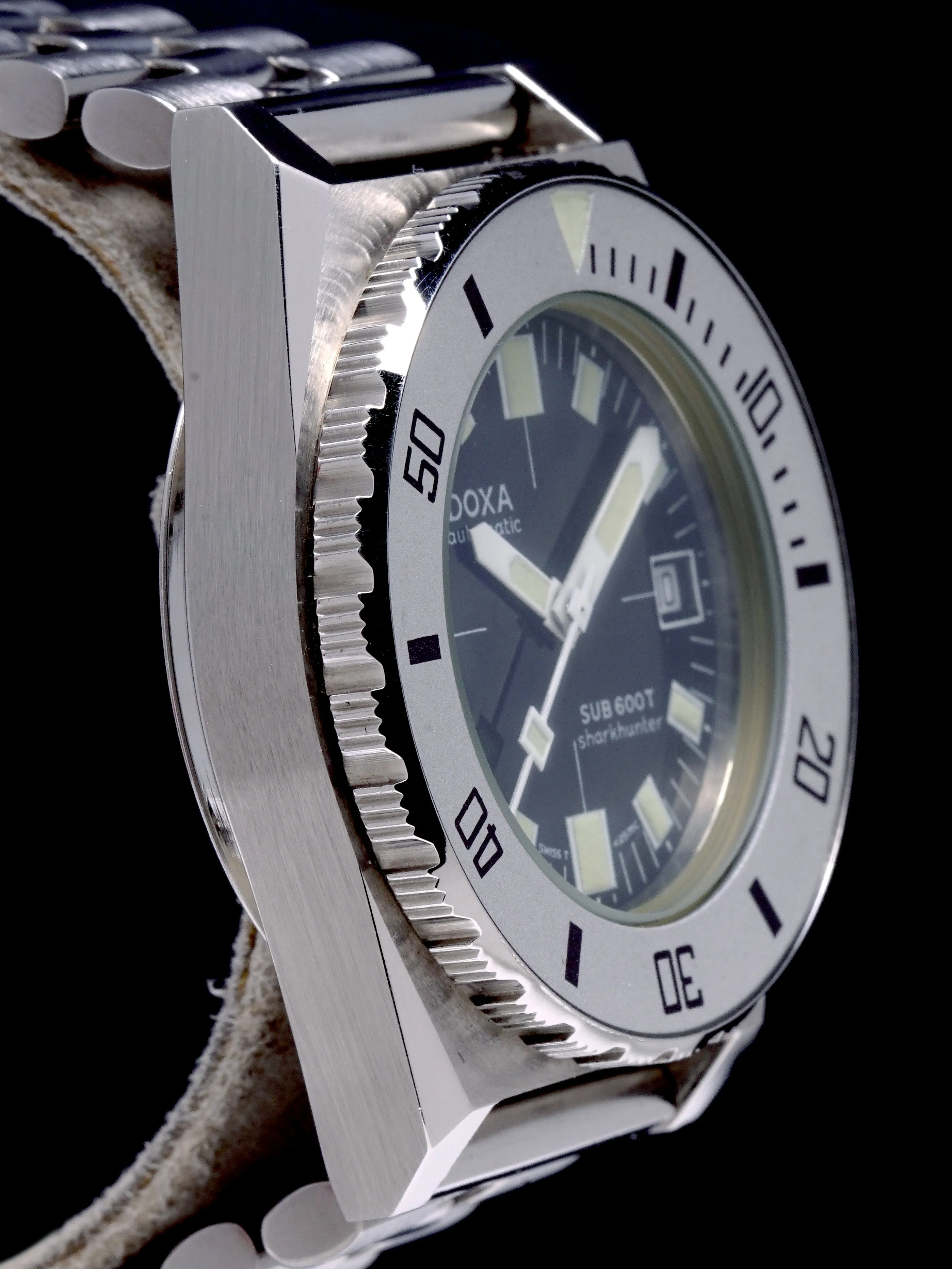 1980s DOXA Sub 600T Sharkhunter Black Dial (Aubry Era)