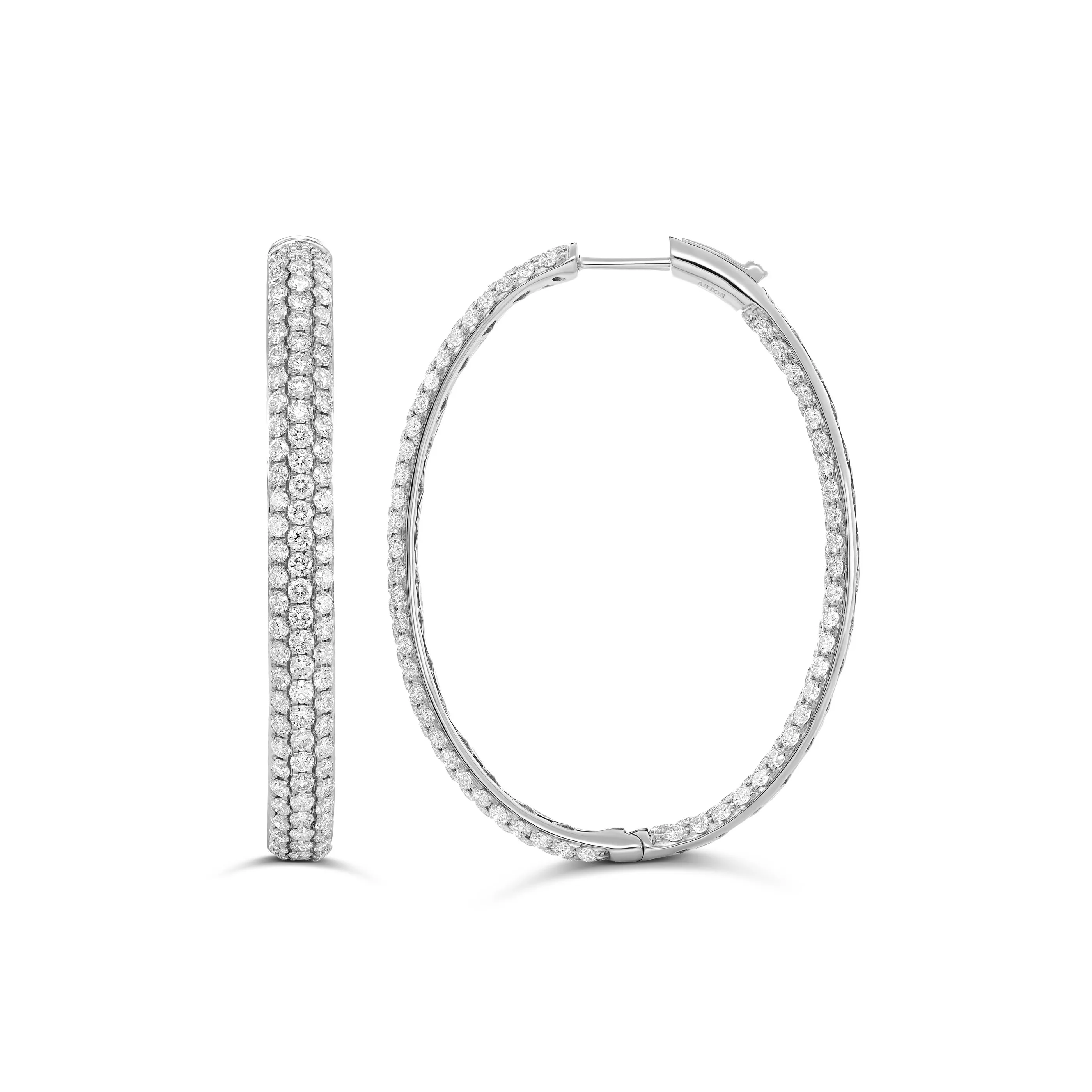 Artisan Pavé Oval Hoop Earrings | 18K Yellow Gold