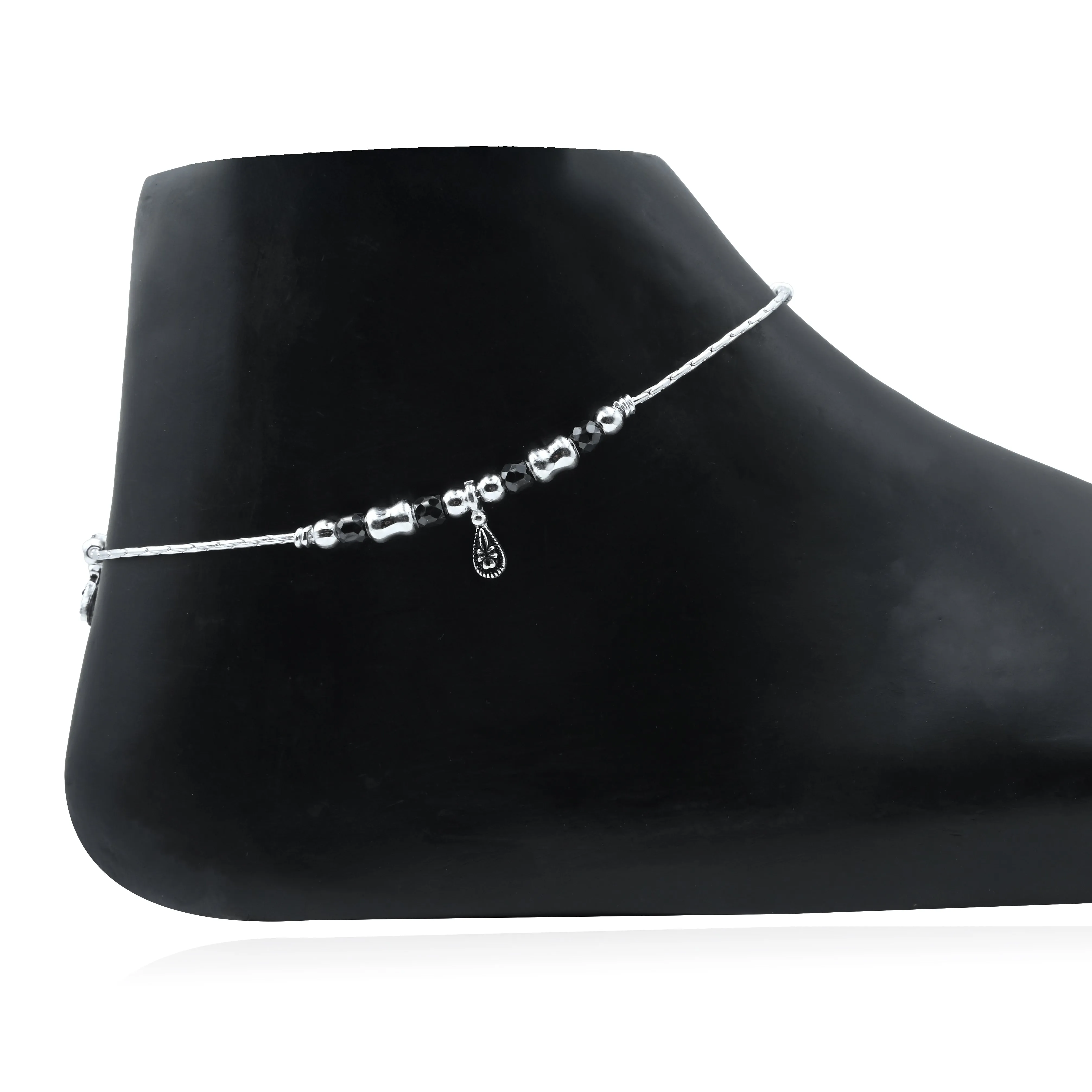 Beautiful Silver Buds on Lightweight Anklet – Stylish and Elegant Look