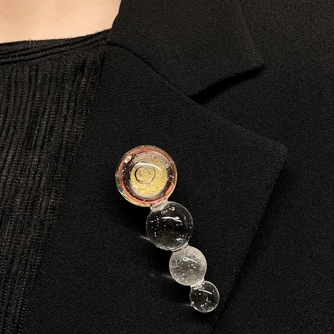 CKT-S-007 | Four Sphere Brooch | Clock spring