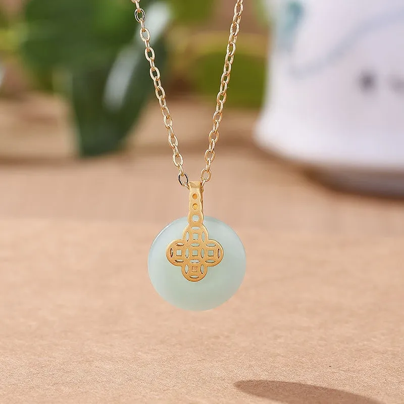 Classic Design Natural Hotan Jade Round Necklace