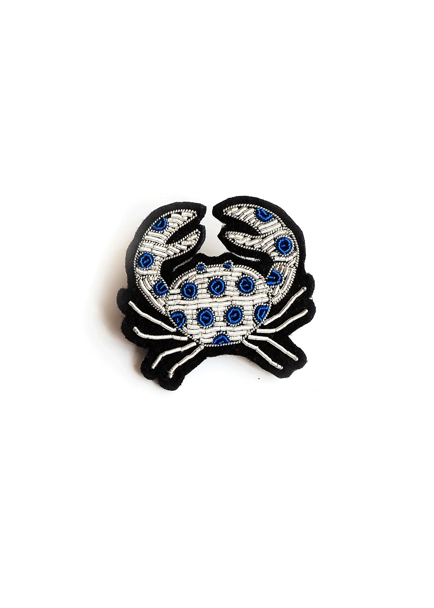 Crab with dots embroidered brooch - SAINT JAMES x Macon & Lesquoy (BLANC/BLEU)