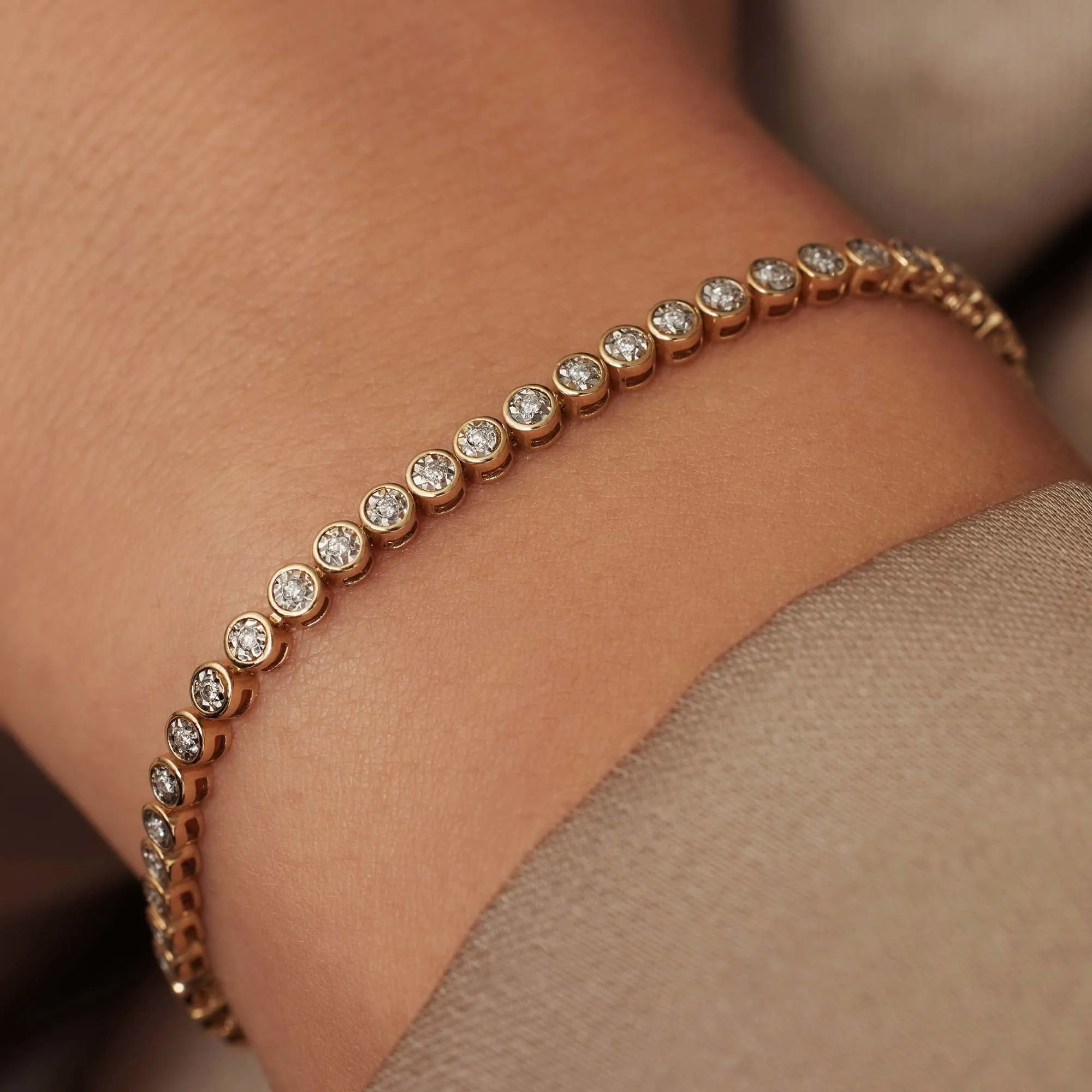 De la Paix Alfie 14 karat gold tennis bracelet with diamond 0.36 carat