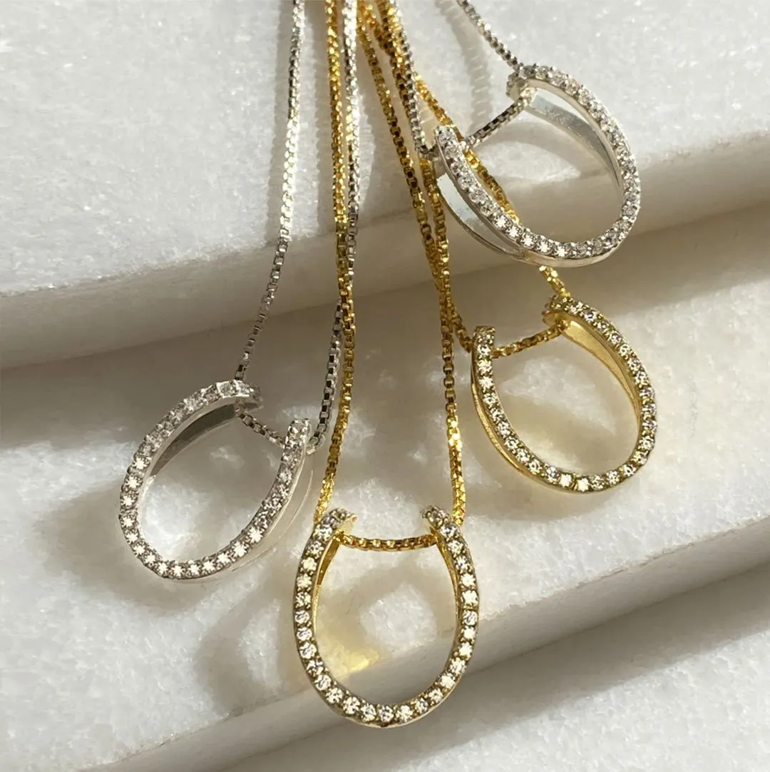 Levade - Horseshoe Moissanite Stone Pendant and Box Chain Sterling Silver Necklace