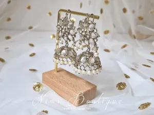 Medium Nandini Royal Silver & Pearl Chumke