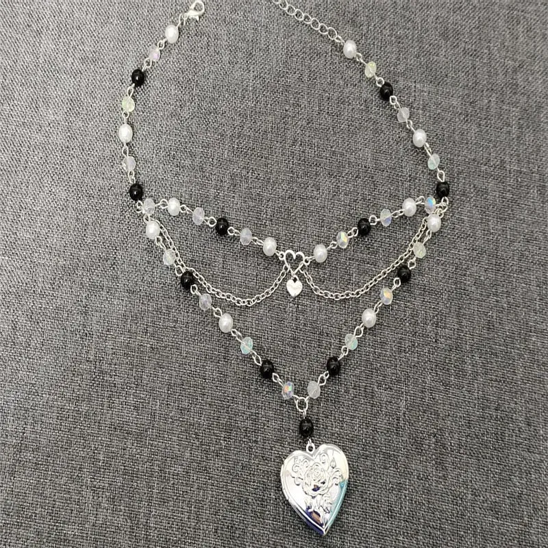 New Trendy Gothic Black Pearls Butterfly Heart Fairycore Choker Necklace