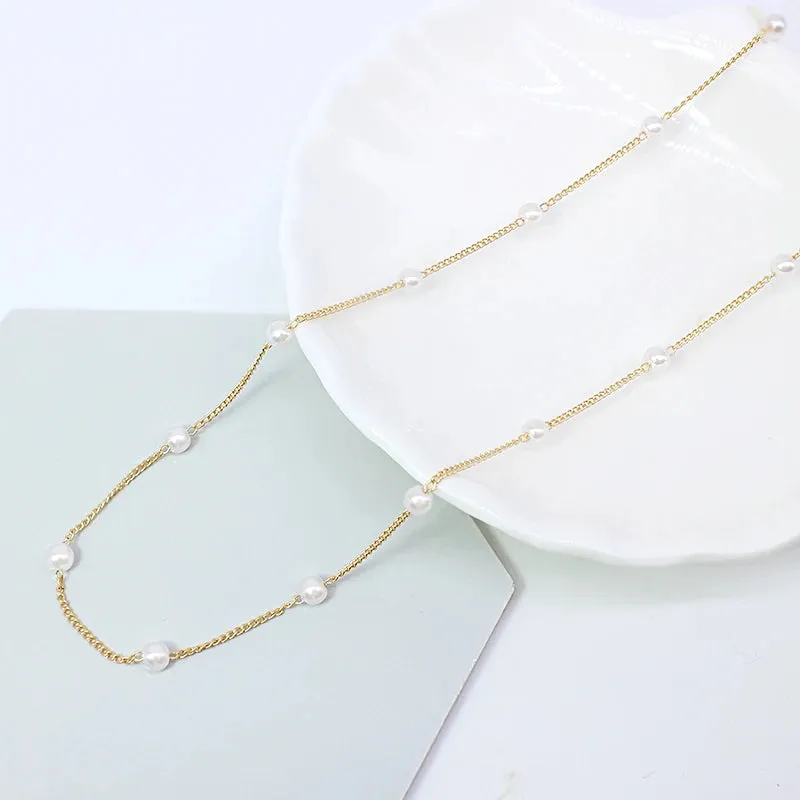 Optimized Product Title: "Trendy Beaded Women's Choker Necklace with Kpop Pearl Detail - Gold Color, Gothic Style Pendant | 2021 Collection - Perfect Collar Jewelry for Girls"