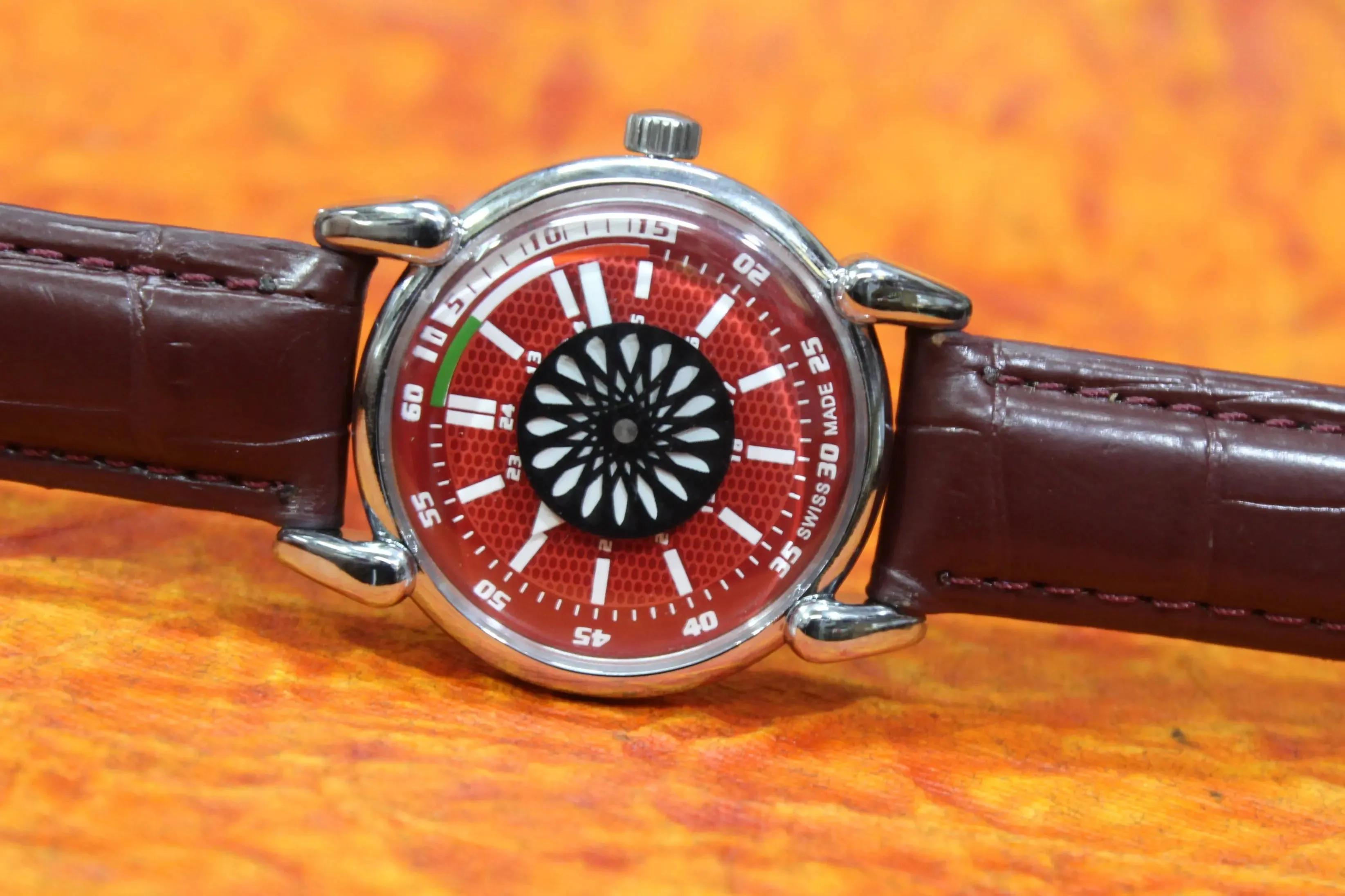 Roulette Mystery Dial Oris Vintage 17 Jewels ST96 Hand Wind Wristwatch