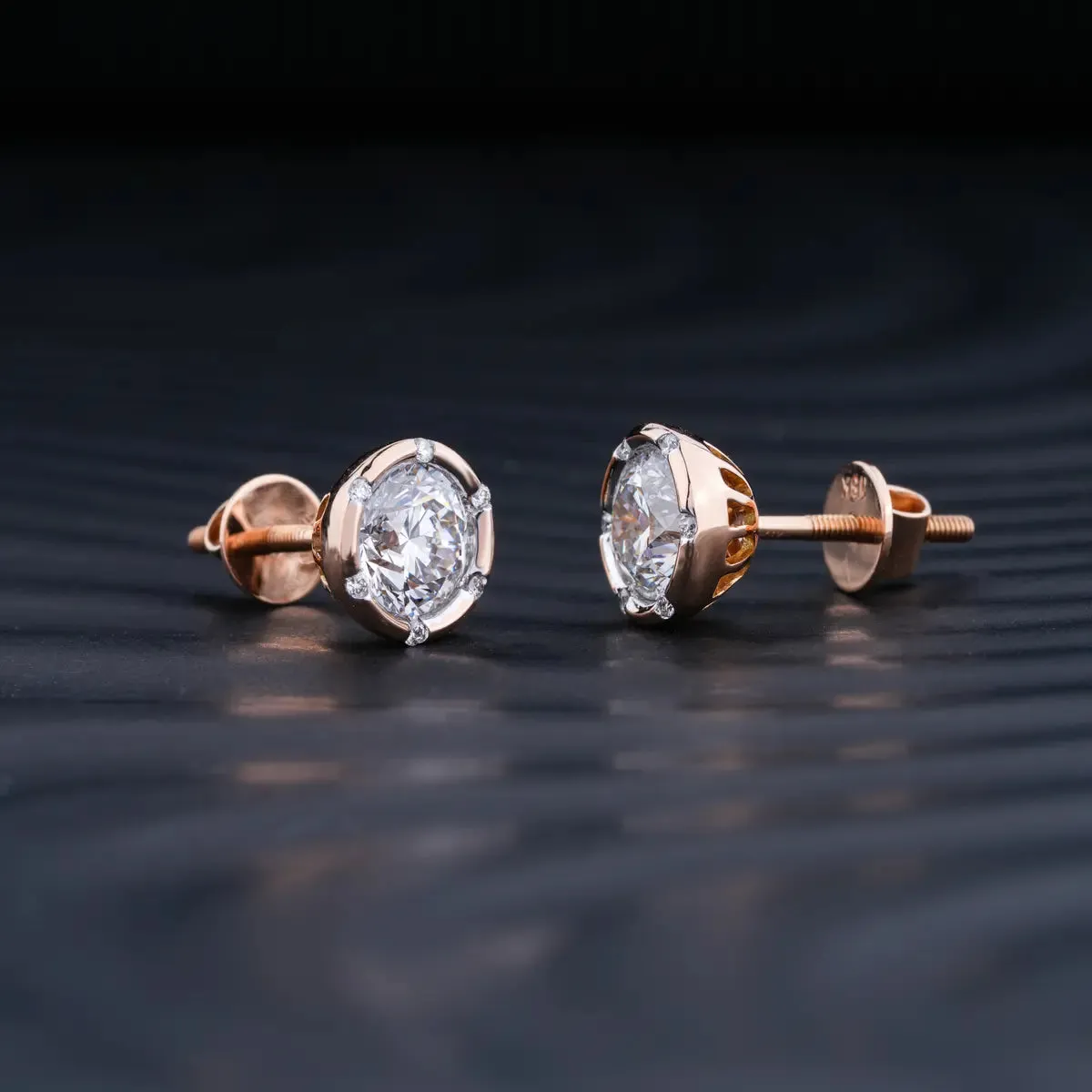Round Brilliant Diamond Earrings