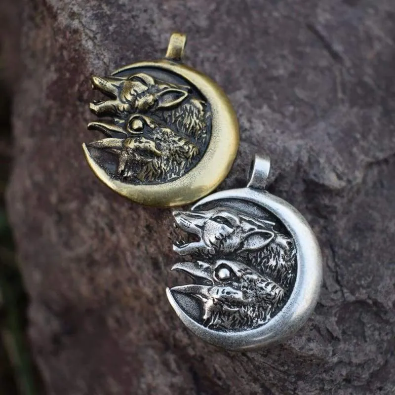 Sanlan Odin Wolf And Raven Winged Pendant Necklace Animal Moon Necklaces Male Jewelry Gifts Choker 1pcs