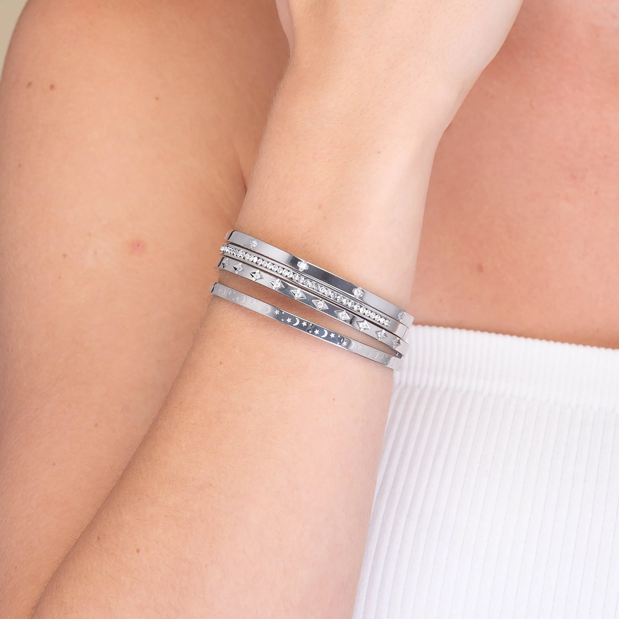 Slim Clover Zirconia Hinged Bangle Bracelet