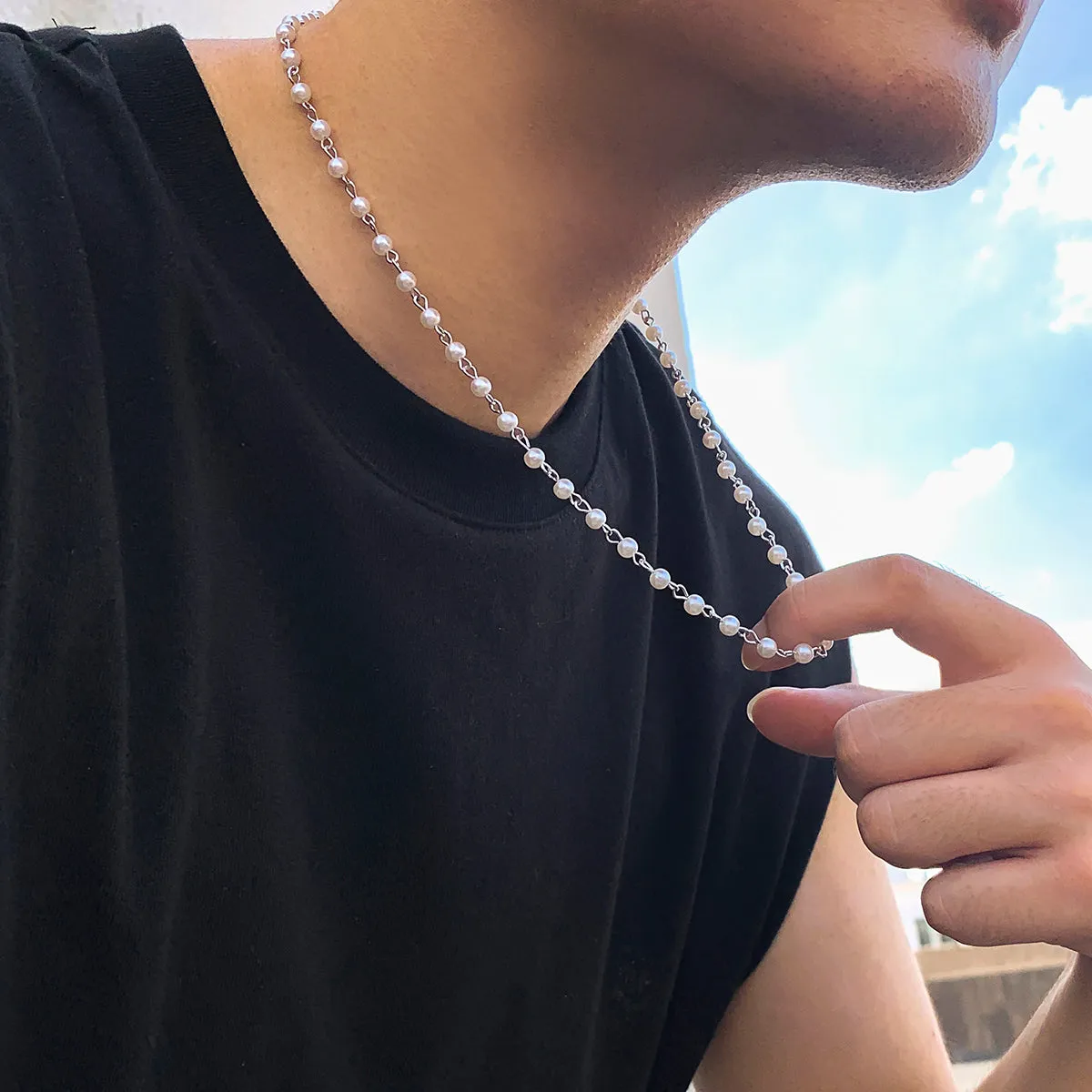 Small Pearl Beads Choker Necklace