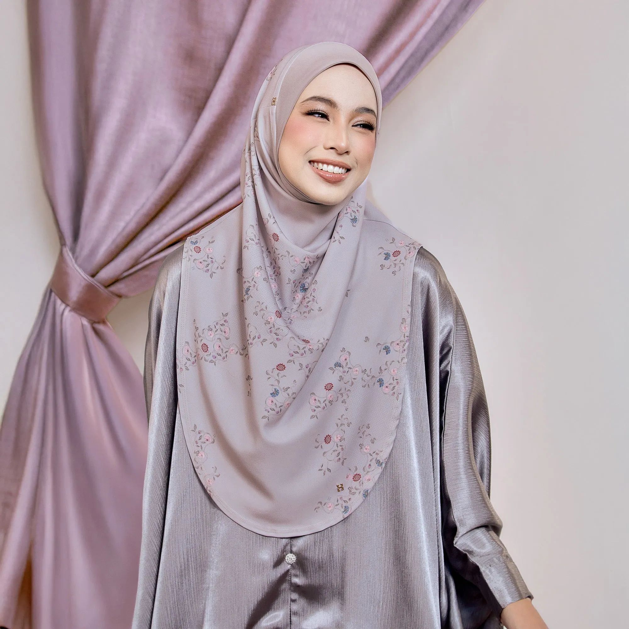 SO-CHERRY ISTANBUL CHARM in LIGHT TAUPE