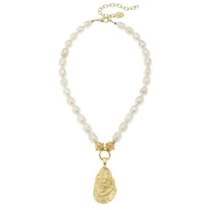 Susan Shaw Gold Oyster Shell on Genuine Freshwater Pearl Necklace
